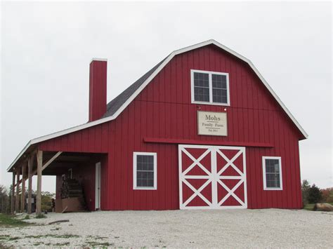 gambrel roof barns photos